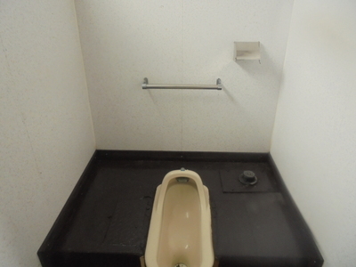 №1142　現状品中古仮設トイレハウス